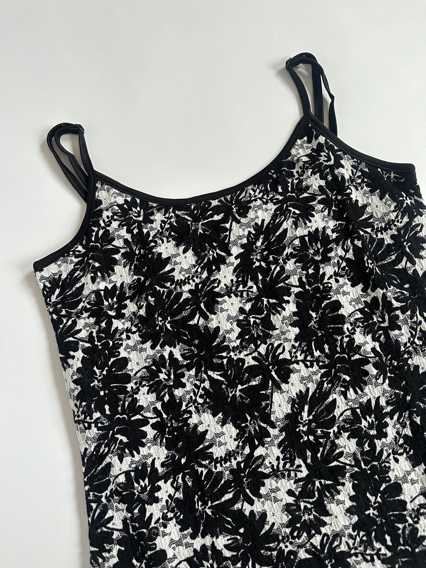 00s Monochrome Floral Lace Cami