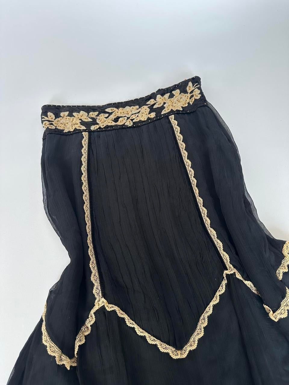 Y2K Low Rise Black & Gold Skirt