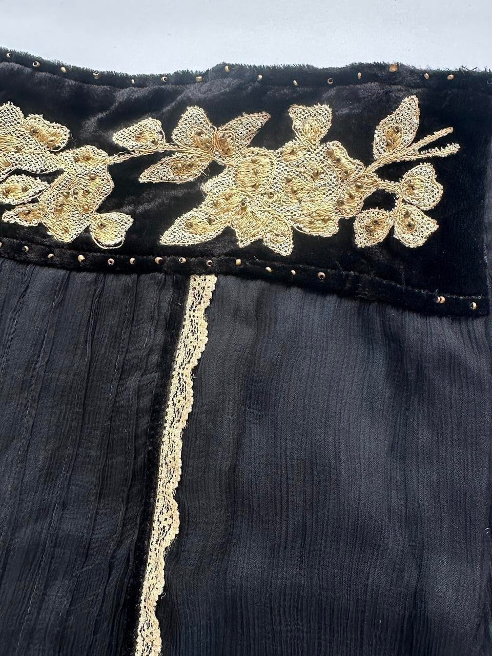 Y2K Low Rise Black & Gold Skirt